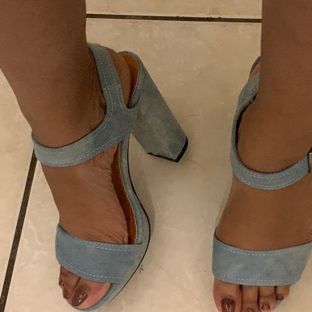 Blue denim heels!